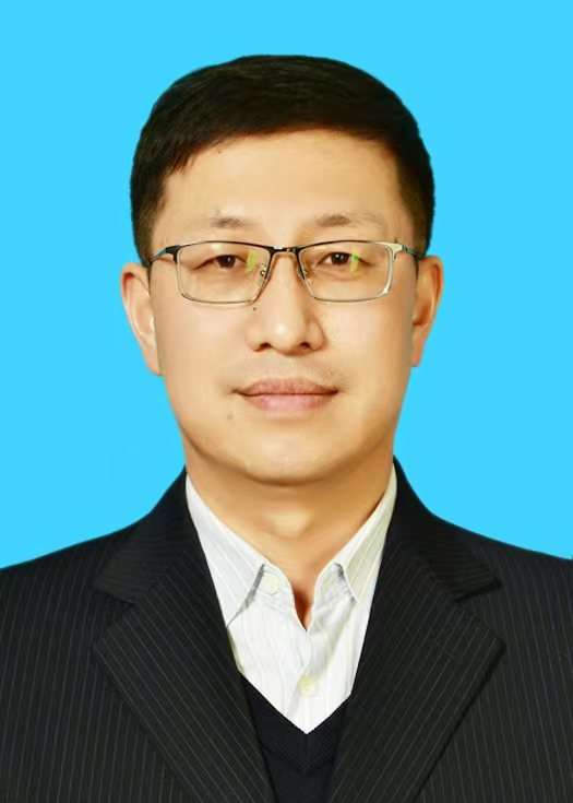  王伟
