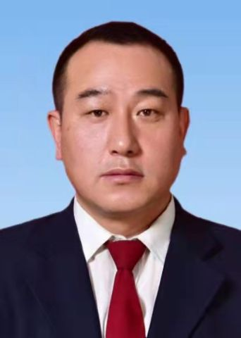  薛俊平