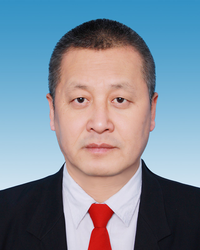  刘新平