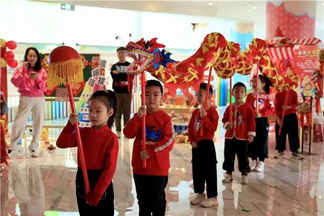 喜迎蛇年 “庙”不可言