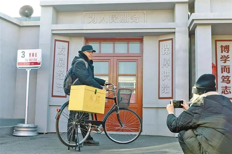 讲述“城与车”的故事 记录“城与人”的回忆