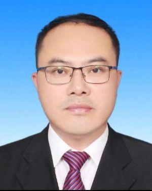  杨朋飞
